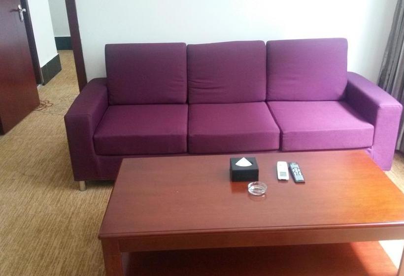 호텔 Shanghai Shuiting Holiday