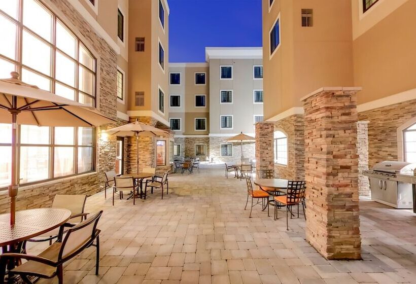 هتل Staybridge Suites Ann Arbor Research Parkway, An Ihg