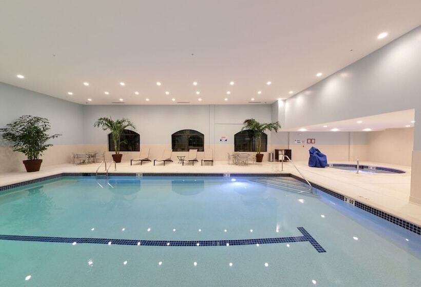 هتل Staybridge Suites Ann Arbor Research Parkway, An Ihg