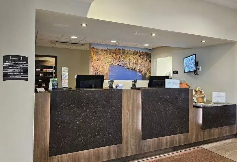 ホテル Staybridge Suites Marquette, An Ihg