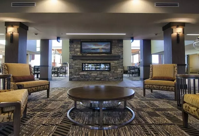 ホテル Staybridge Suites Marquette, An Ihg