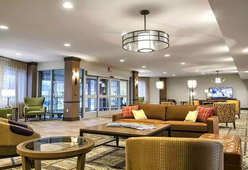 ホテル Staybridge Suites Marquette, An Ihg