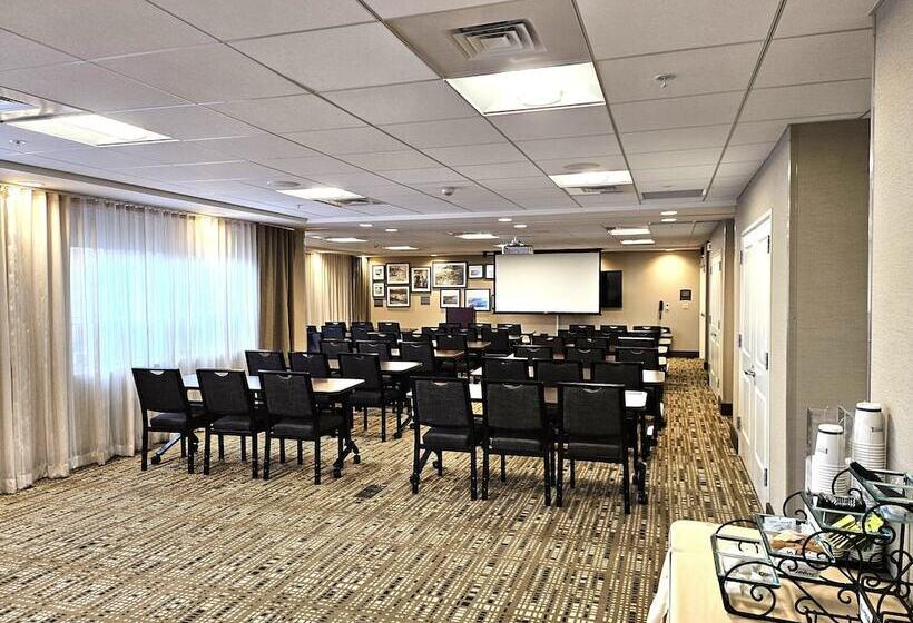 酒店 Staybridge Suites Marquette, An Ihg