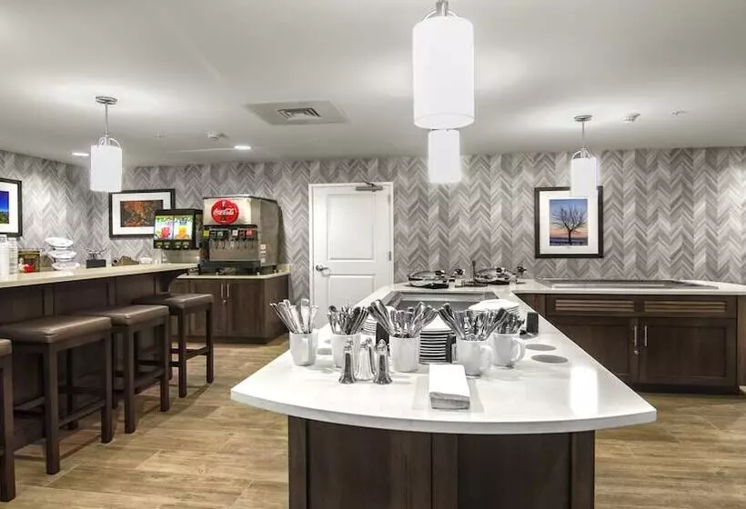 ホテル Staybridge Suites Marquette, An Ihg