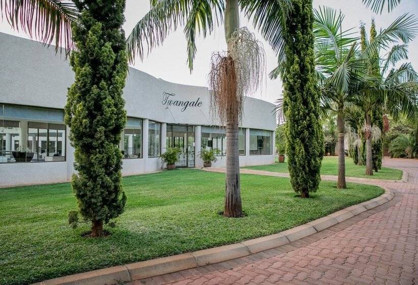 هتل Twangale Resort & Spa