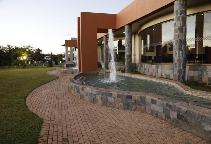 هتل Twangale Resort & Spa