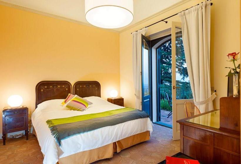 هتل Wine Resort Villagrande