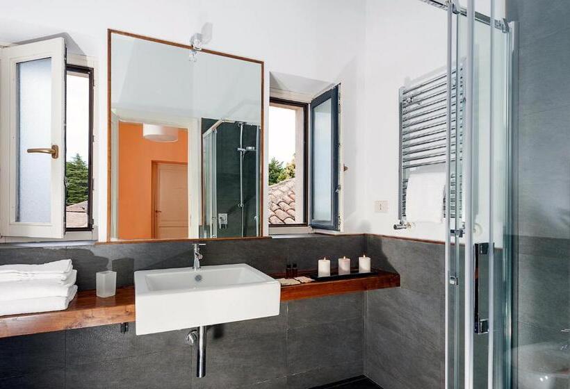 هتل Wine Resort Villagrande