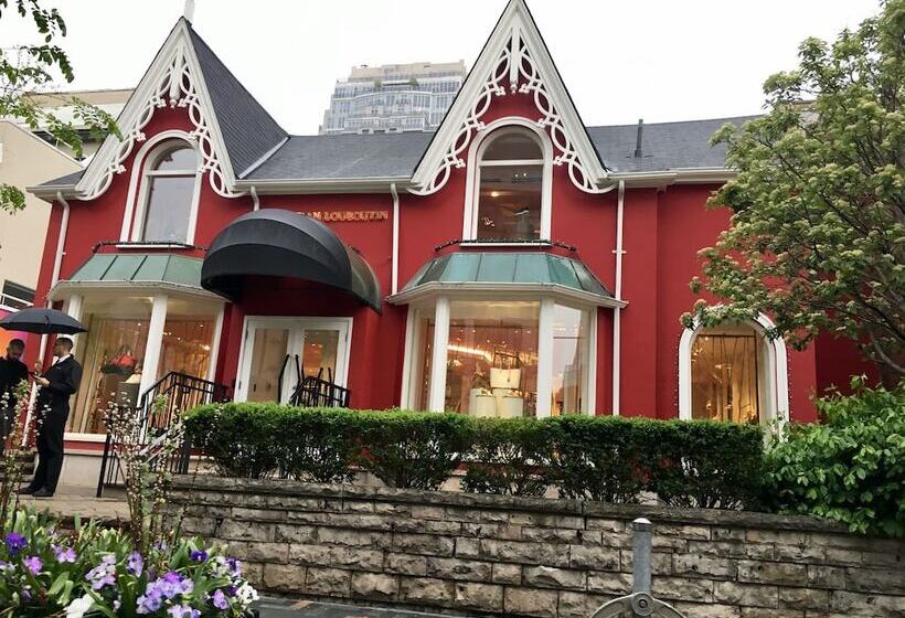 Altitude Suites On Yonge