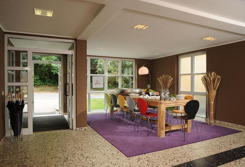 Zwo by Hotel Friends