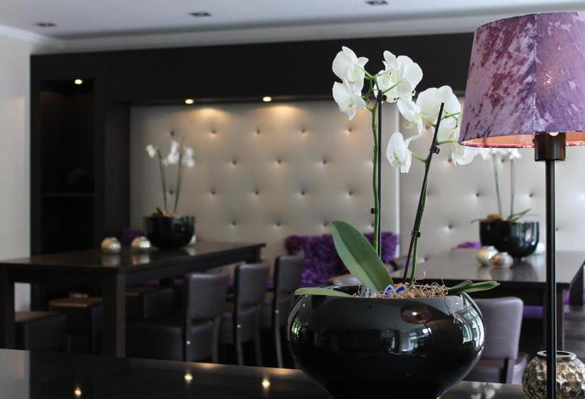 Zwo by Hotel Friends