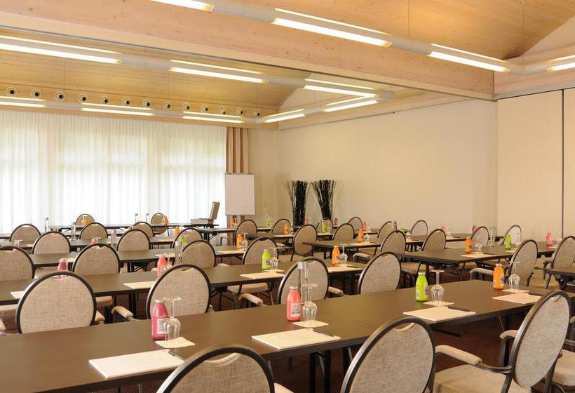 Zwo by Hotel Friends