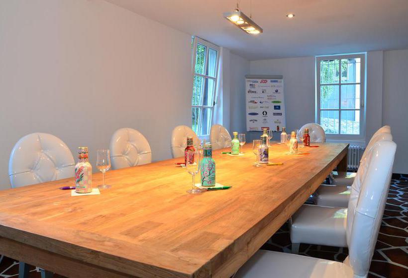 Zwo by Hotel Friends