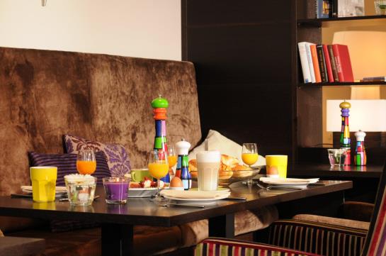 Zwo by Hotel Friends