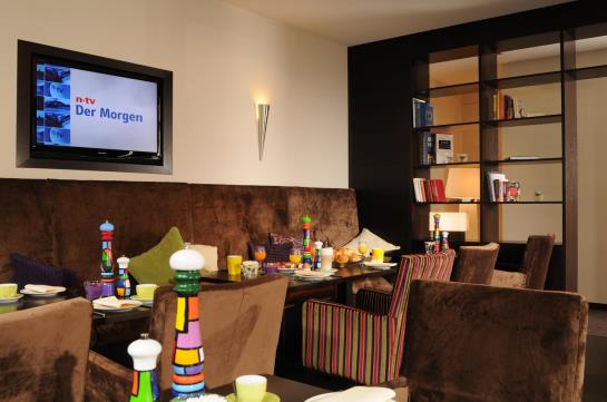 Zwo by Hotel Friends