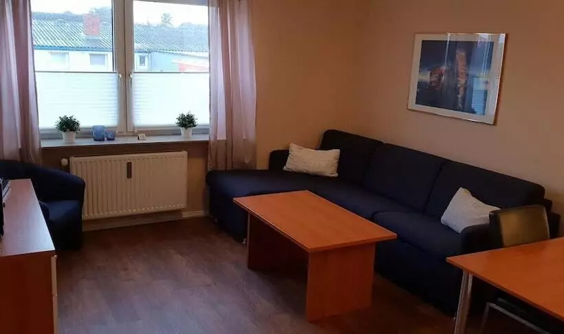 Airport Hotel One Aparthotel Sylt