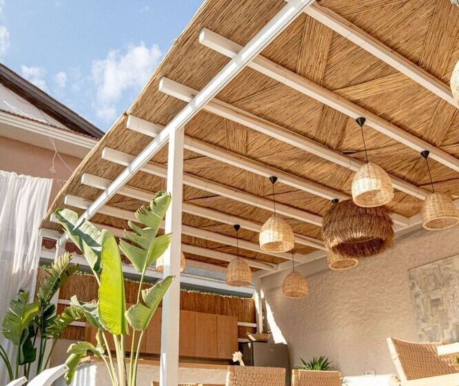 住宿加早餐 Voger Alacatı Koyici