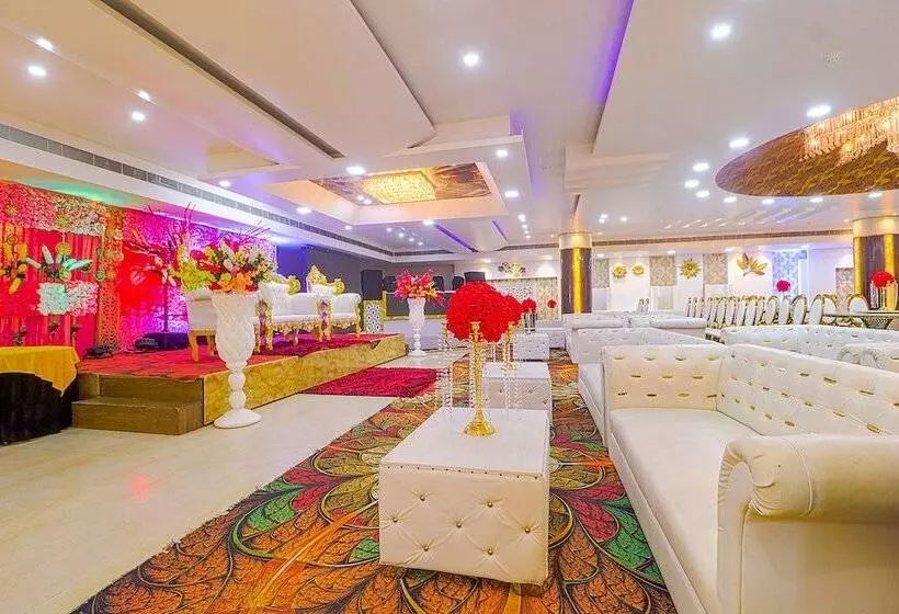 Fabhotel Prime Z Grand