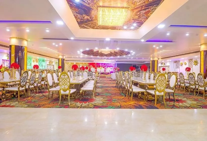 Fabhotel Prime Z Grand