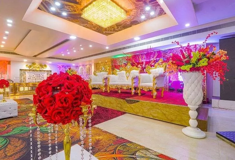 Fabhotel Prime Z Grand