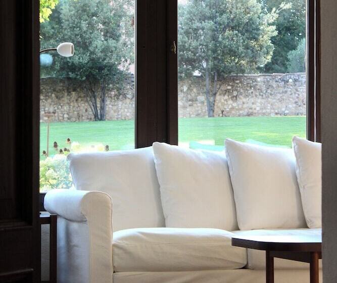 فندق فئة نجمة واحدة Villa Trieste M