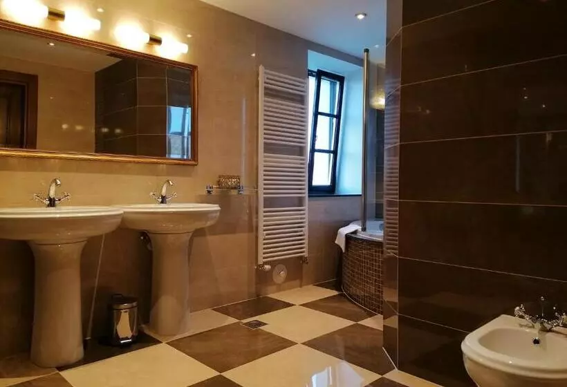 Hotelli Dvorac Jurjevec