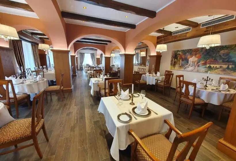 Hotelli Dvorac Jurjevec