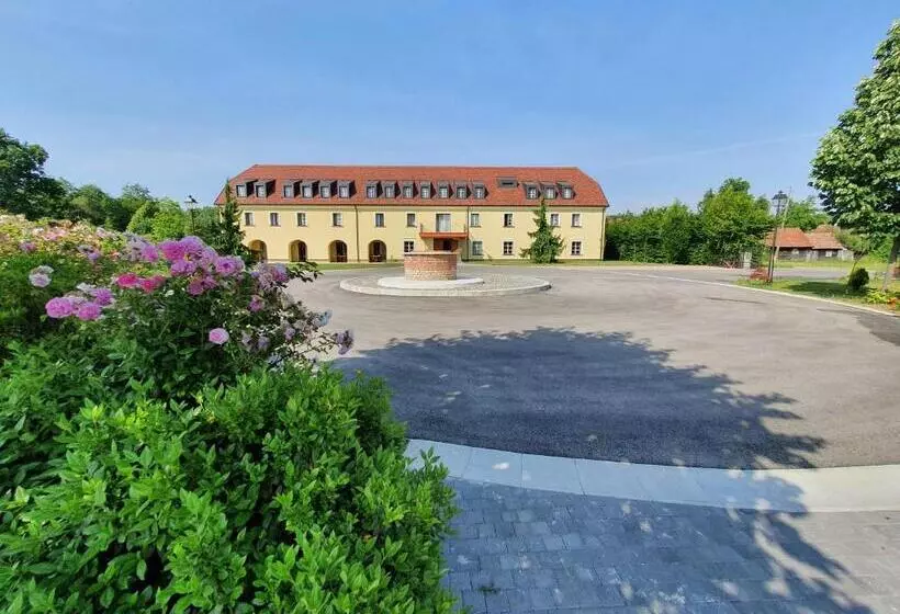 Hotelli Dvorac Jurjevec