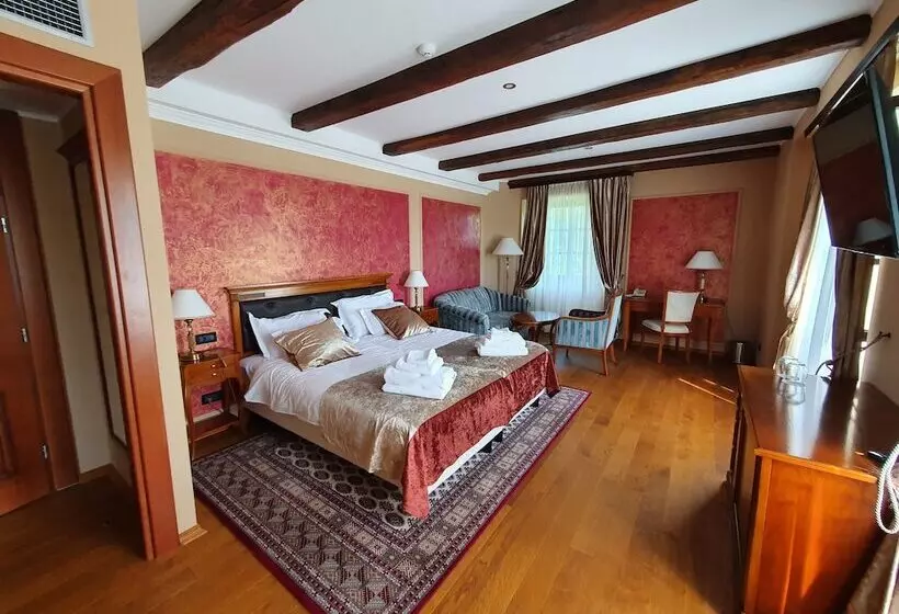 Hotelli Dvorac Jurjevec