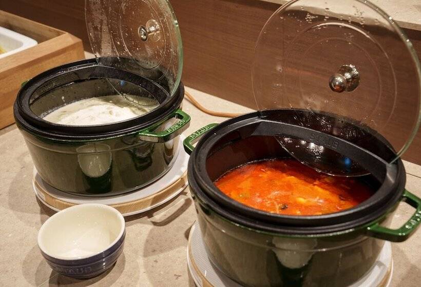 בית מלון כפרי Grand Consort Naha