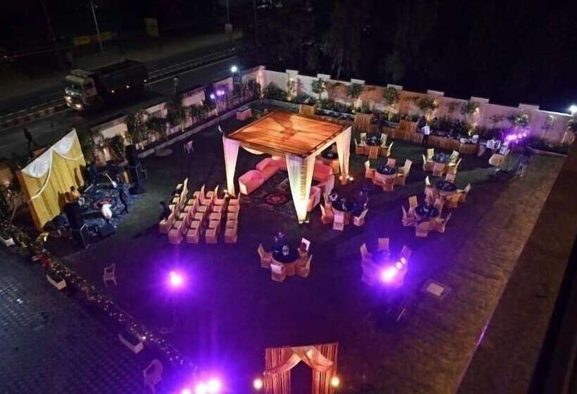 בית מלון כפרי Jalsa Retreat