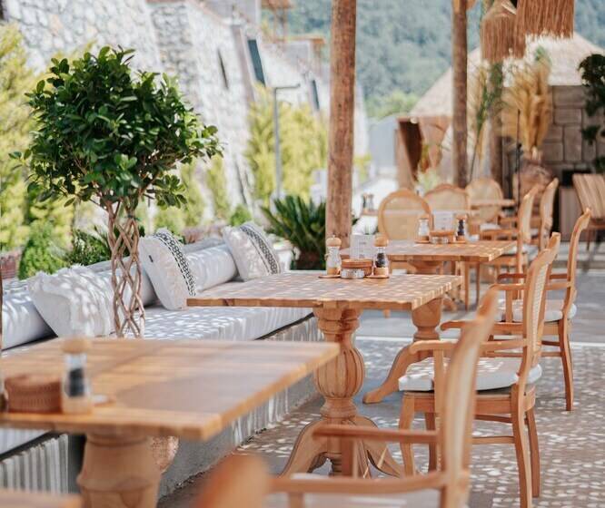 酒店 La Lucci Fethiye