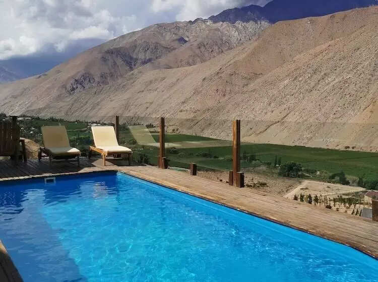 Hotelli Lodge Nueva Elqui