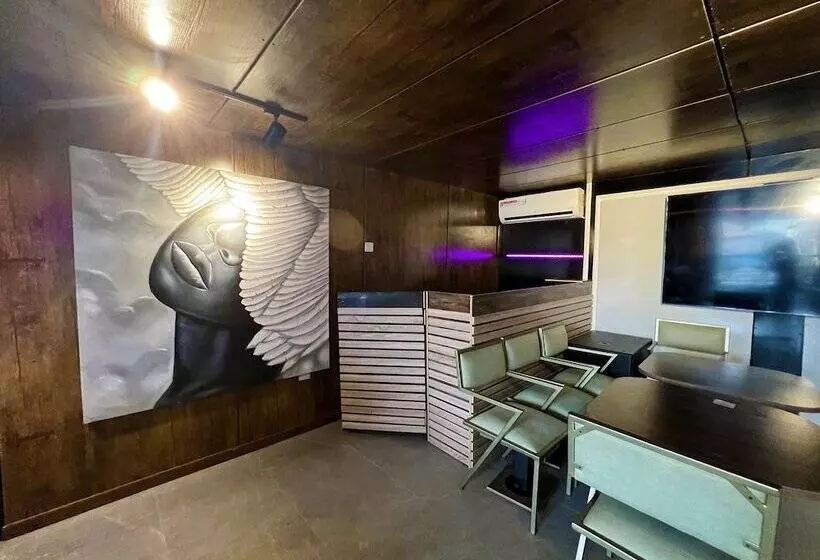 هتل Riviera Lekki Resort