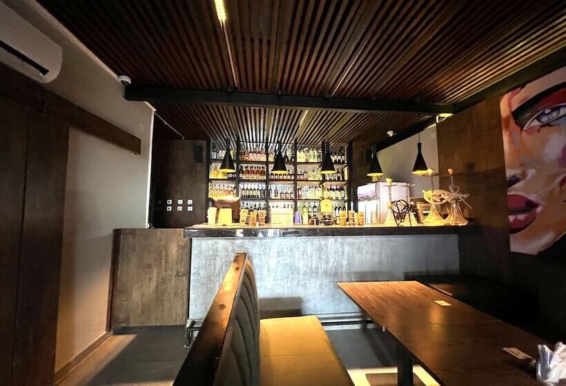 هتل Riviera Lekki Resort