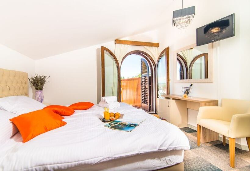 ホテル Vrsar Villa