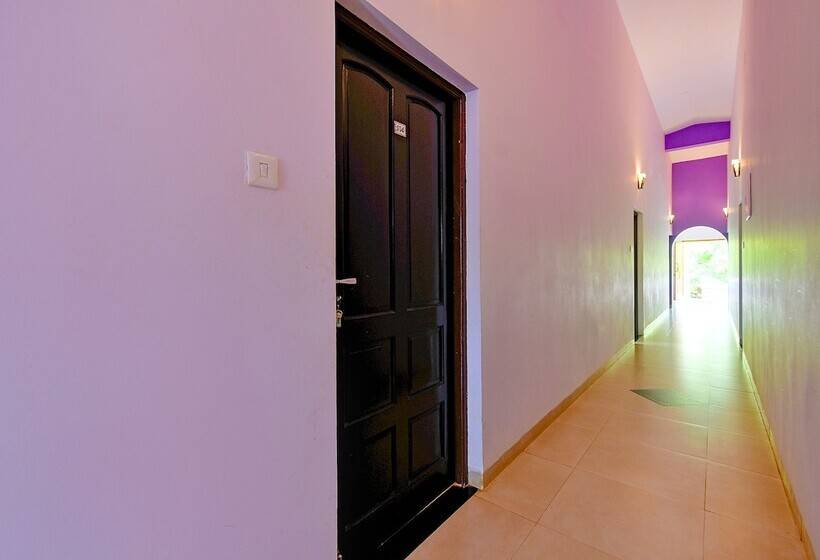 酒店 Fabescape Vagator Retreat Resort With Swimming Pool