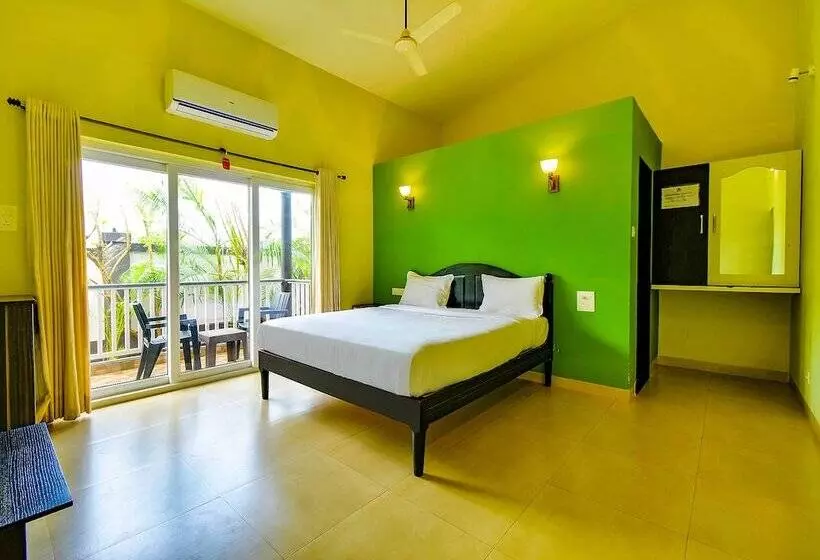 ホテル Fabescape Vagator Retreat Resort With Swimming Pool