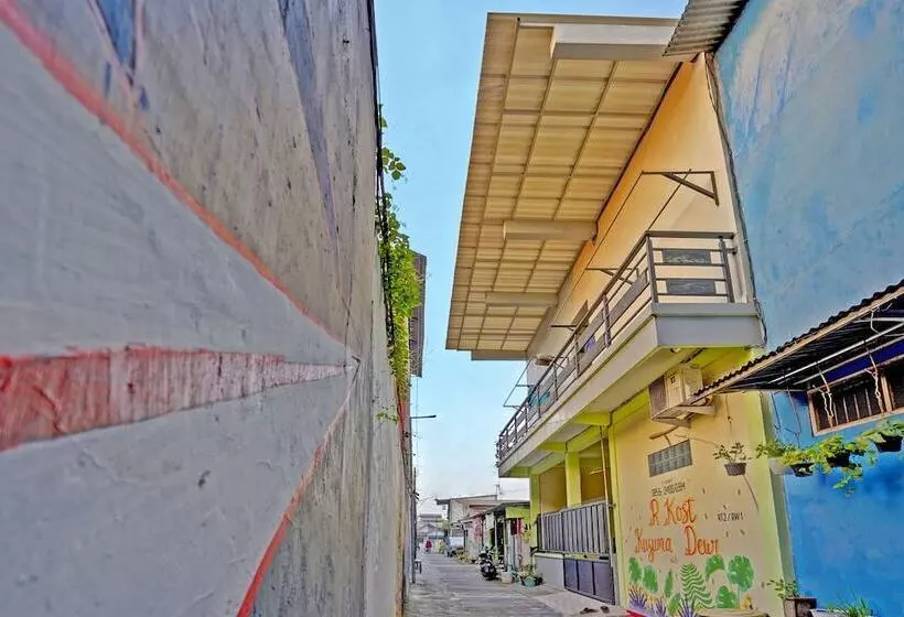 Hotelli Kost Kusuma Dewi Syariah By Oyo