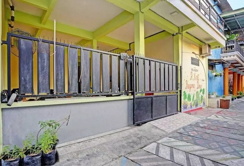 Hotelli Kost Kusuma Dewi Syariah By Oyo