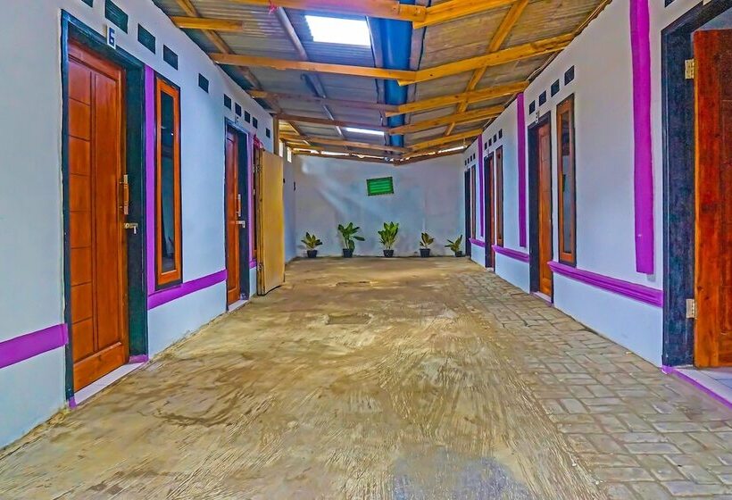 Hotel Spot On 92154 Nusasari Guest House