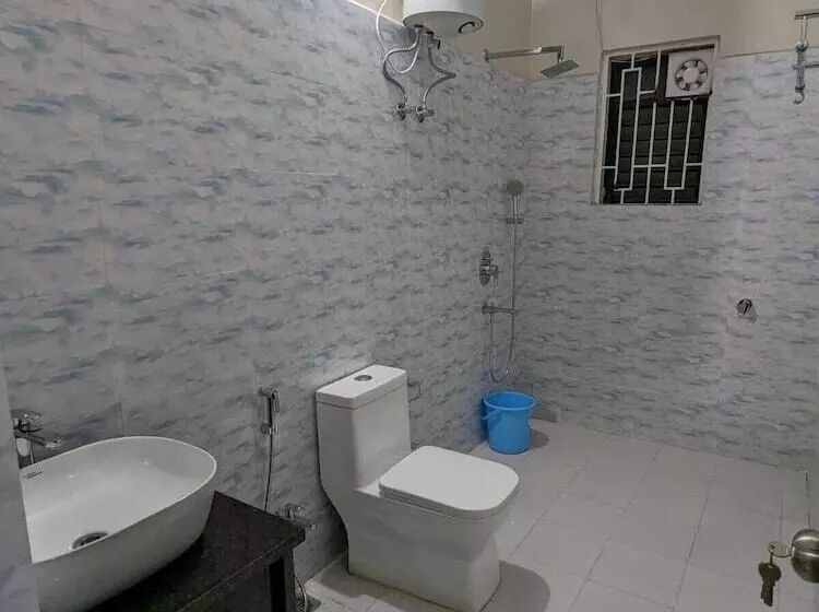 ホテル The Golden Sand