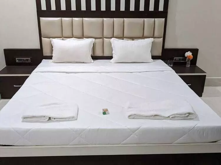 ホテル The Golden Sand