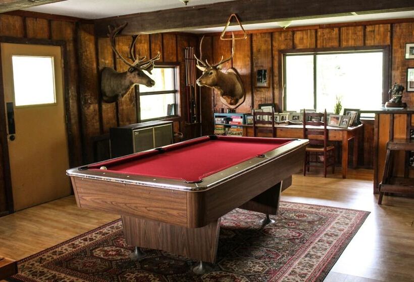 Bed and Breakfast Bear Creek Guest Ranch