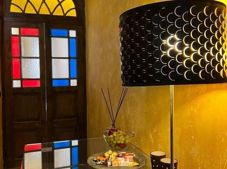 مبيت وإفطار Calua Luxury Museum