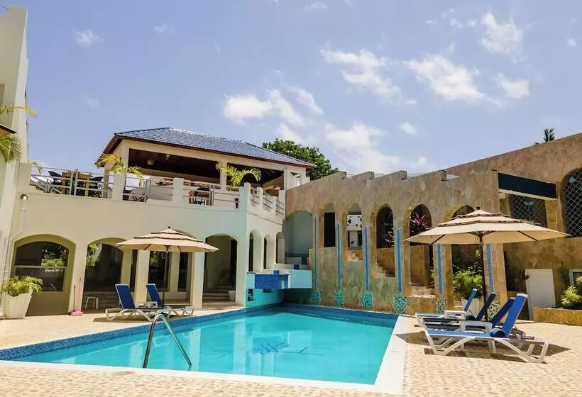 تختخواب و صبحانه High Life Resort And Spa