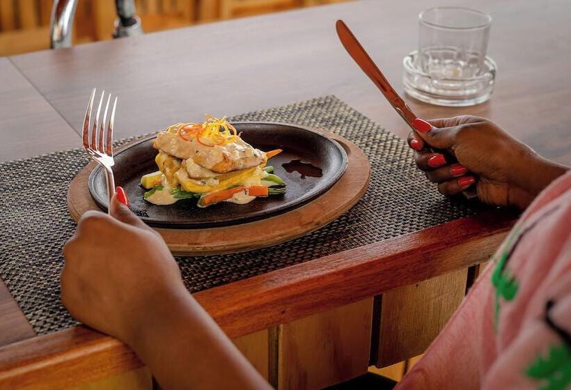 تختخواب و صبحانه High Life Resort And Spa