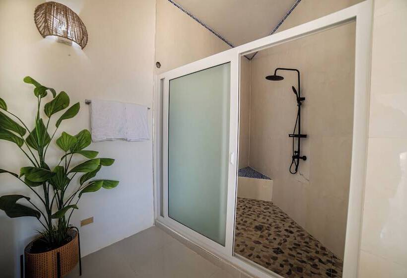 تختخواب و صبحانه High Life Resort And Spa