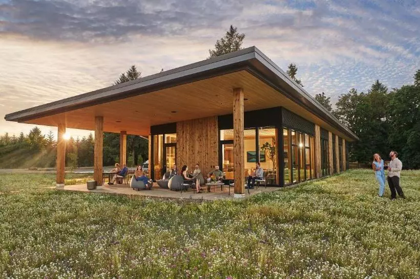 Aamiaismajoitus (B&B) Inn The Ground