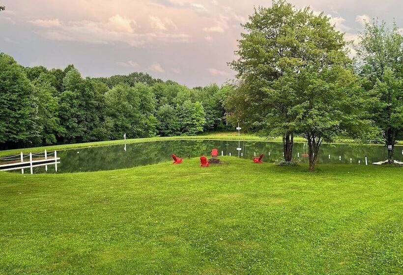 مبيت وإفطار The Inn At Woodsong Acres